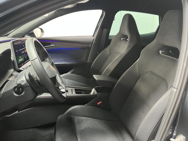 Cupra Formentor 1.5 TSI e-Hybrid Business / AUTOMAAT/ PARK.SENSOR.V+A/ 360 CAMERA/ FULL LINK/ STUUR+STOELVERWARM./ ACC/ MEMORY SEAT/ ELEK.ACHTERKLEP/ KEYLESS/ DIGITAL DASH/ RIJ-MODI/ NAVI/ DAB/ CLIMA/ LED/ 18'' LMV