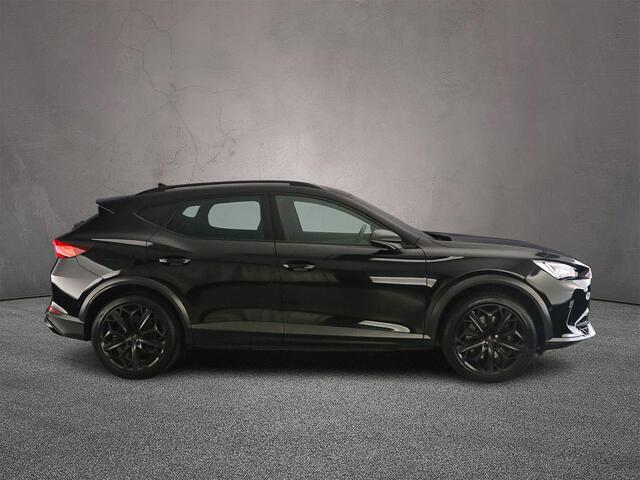 Cupra Formentor 1.4 e-Hybrid VZ Tribe Edition 245pk DSG Automaat, Adaptive cruise control, Stoelverwarming, Stuurverwarming, Achteruitrijcamera, Dodehoeksensoren, Navigatie, App-connect, Full LED koplampen