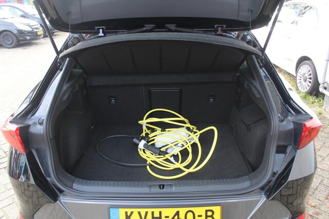 Cupra Formentor 1.4 TSI e-Hybrid Essential Apple Carplay/Android Auto l Voorstoelen verwarmd l Keyless entry / start l stuur verwarmd