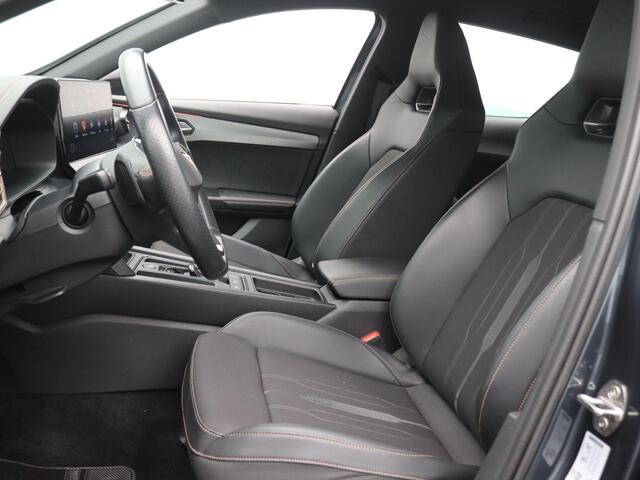 Cupra Formentor 1.4 e-Hybrid VZ Performance 245PK DSG SOH 90,13%, Trekhaak, Side Assist, Keyless, Elektr. Achterklep, 19" LM Velgen, Stoel-Stuurverwarming, Navi