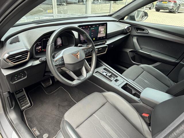 Cupra Formentor 1.4 e-Hybrid 245pk *!* RADAR/ 360 CAMERA/ CARPLAY/ 26DKM/ NAVIGATIE *!*