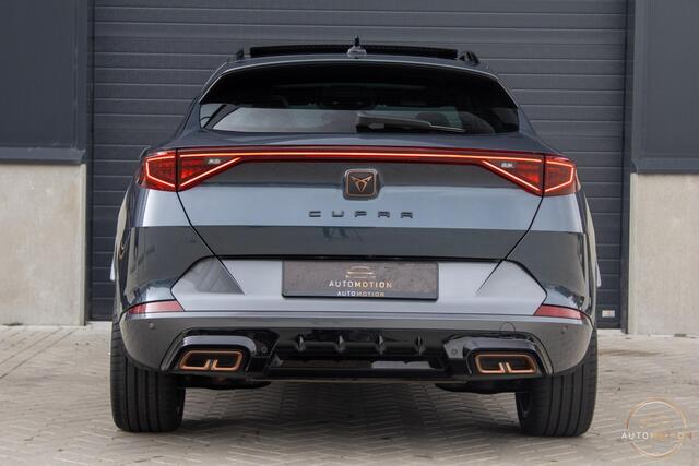 Cupra Formentor 1.4 e-Hybrid VZ Copper Edition PANO CAMERA SFEERVERLICHTING CARPLAY