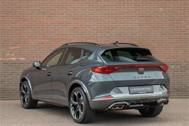 Cupra Formentor 1.4 e-Hybrid 245pk VZ, Memory, Trekhaak, Stoel & Stuurverwarming, Carplay, Camera, Full LED, Adaptive Cruise.