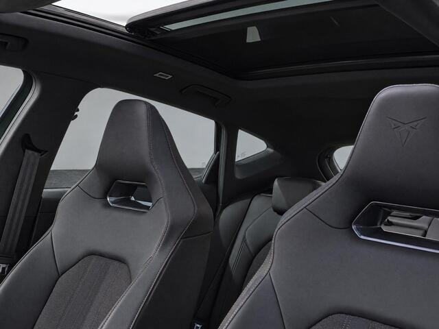 Cupra Formentor 1.4e-Hybrid 180kW/245PK VZ · Panoramadak · Navigatie · Camera + Parkeersensoren