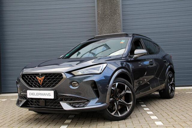 Cupra Formentor 1.4 e-HYBRID 245PK VZ DSG Panorama dak | Cupra stuurwiel | Groot display | 360 camera - alle camera's | Keyless entry | Vol in de opties | Dealer onderhouden | 1e lak | BTW!