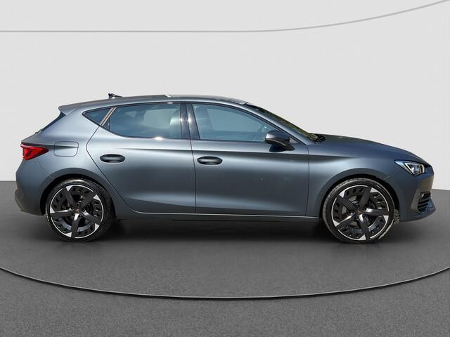 Cupra Leon 1.4 VZ Black Edition | Matte Kleur | Navi | PDC