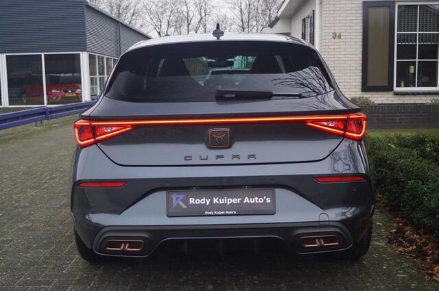 Cupra Leon 1.4e Hybrid TSI 204PK ACC/Navi/Camera/DCC/Virtual/Keyless