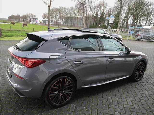 Cupra Leon 1.4 e-Hybrid 245pk VZ Copper Edition Pano LED Dodehoek Lane Ass Stuur/Stoelverw