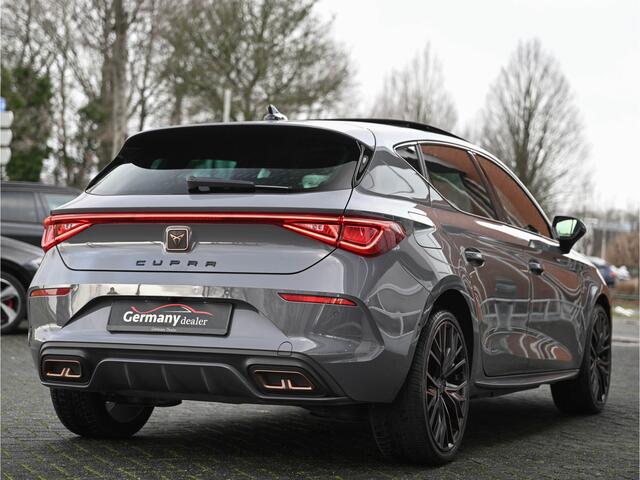 Cupra Leon 1.4 e-Hybrid 245pk VZ Copper Edition Pano LED Dodehoek Lane Ass Stuur/Stoelverw