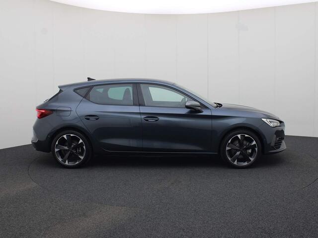 Cupra Leon 1.4 e-Hybrid 204pk DSG · ACC · Keyless · Camera · P-Sensoren · Full-Link · Navi · 18'' Inch · Garantie t/m 29-06-2027 of 80.000km