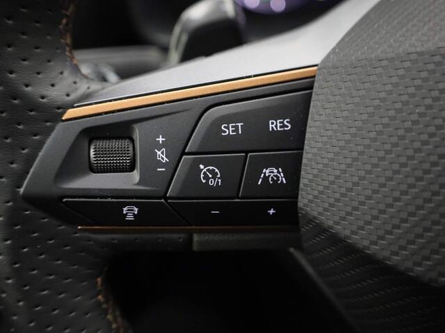 Cupra Leon 1.4 e-Hybrid 204pk DSG · ACC · Keyless · Camera · P-Sensoren · Full-Link · Navi · 18'' Inch · Garantie t/m 29-06-2027 of 80.000km