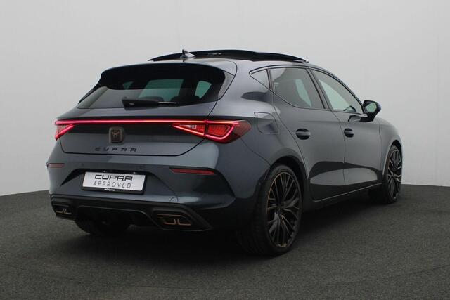 Cupra Leon 1.4 245 pk DSG e-Hybrid VZ Performance | Panoramadak | Adaptief sportonderstel | Stoelverwarming | Achteruitrijcamera | Navigatie