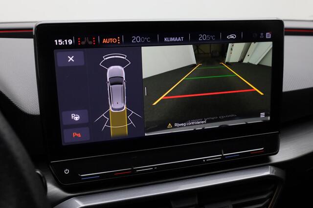 Cupra Leon 1.4 245 pk DSG e-Hybrid VZ Performance | Panoramadak | Adaptief onderstel | Geheugenstoel | Achteruitrijcamera | Stuur-/stoelverwarming
