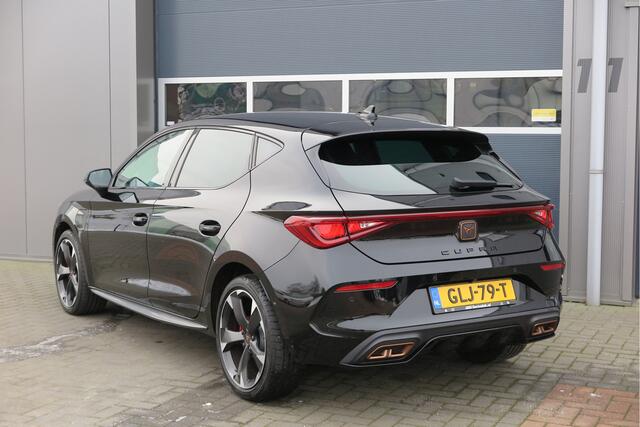Cupra Leon 1.4 e-Hybrid 180kw 245pk DSG VZ Adrenaline Led , Virtual cockpit , Navi, DAB+ , Carplay, Stoelverwarming, Key-less, Lichtmetalen velgen, Klap spiegels, etc.