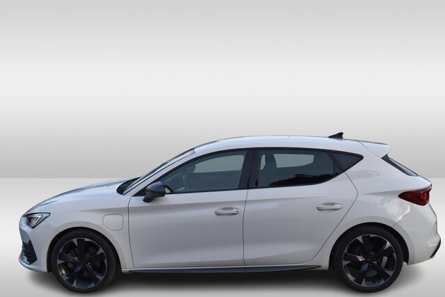 Cupra Leon e-HYBRID 204PK DSG BUSINESS SPORT NAVI/LED/LMV