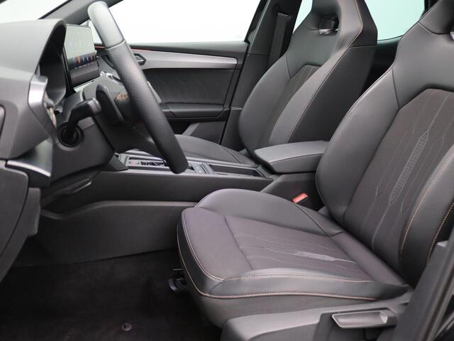 Cupra Leon 1.4 e-Hybrid Business 204PK DSG Pano-Schuifdak, Adaptieve Cruise Controle, Achteruitrijcamera, Keyless, Stoel-Stuurverwarming, Voorruitverwarming, 18" LM Velgen