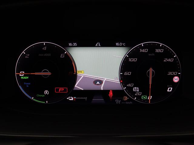 Cupra Leon 1.4 e-Hybrid Business 204PK DSG Pano-Schuifdak, Adaptieve Cruise Controle, Achteruitrijcamera, Keyless, Stoel-Stuurverwarming, Voorruitverwarming, 18" LM Velgen