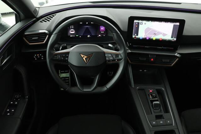Cupra Leon 1.4 e-Hybrid | Carplay | Stoel & stuurverwarming | Sfeerverlichting | Navigatie | PDC | Keyless | Full LED | Sportstoelen | PHEV