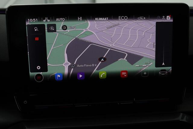 Cupra Leon 1.4 e-Hybrid | Carplay | Stoel & stuurverwarming | Sfeerverlichting | Navigatie | PDC | Keyless | Full LED | Sportstoelen | PHEV