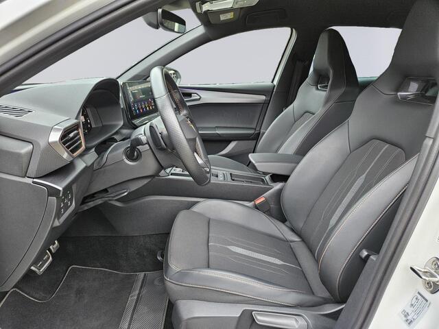 Cupra Leon 1.4 e-Hybrid VZ Performance /Apple Carplay/Front-Side-Lane-File Assist/Dodehoek monitor/Stuur-Stoelverwarming/Lendesteunen verstelb./(MET GARANTIE*)