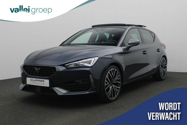 Cupra Leon 1.4 245 pk DSG e-Hybrid VZ Performance | Panoramadak | Adaptief sportonderstel | Stuur-/stoelverwarming | Achteruitrijcamera | Navigatie