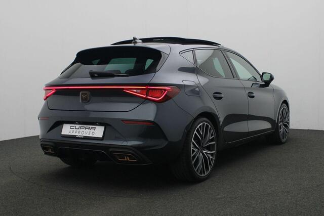 Cupra Leon 1.4 245 pk DSG e-Hybrid VZ Performance | Panoramadak | Adaptief sportonderstel | Stuur-/stoelverwarming | Achteruitrijcamera | Navigatie