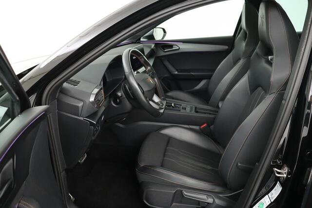 Cupra Leon 1.4 e-Hybrid | 245pk | Panoramadak | Stoel & stuurverwarming | Carplay | Adaptive cruise | Sfeerverlichting | Navigatie | Camera | PHEV