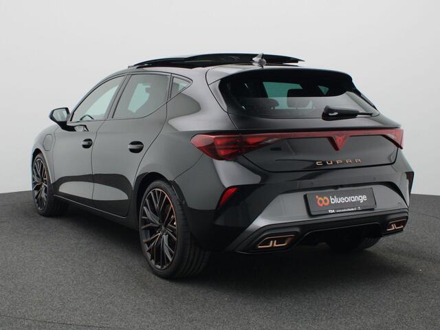 Cupra Leon 1.5 TSI e-Hybrid VZ Performance 272PK DSG matrix led, schuif-kanteldak, achteruitrijcamera, stuur-stoelverwarming, adaptive cruise met travel assist, elek. verstelbare voorstoel, side assist, keyless, 19" lichtmetaal