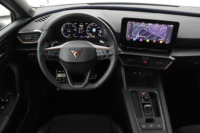 Cupra Leon 1.4 e-Hybrid | Carplay | Stoel & stuurverwarming | Camera | Adaptive cruise | Navigatie | Sfeerverlichting | Full LED | Memory | PHEV