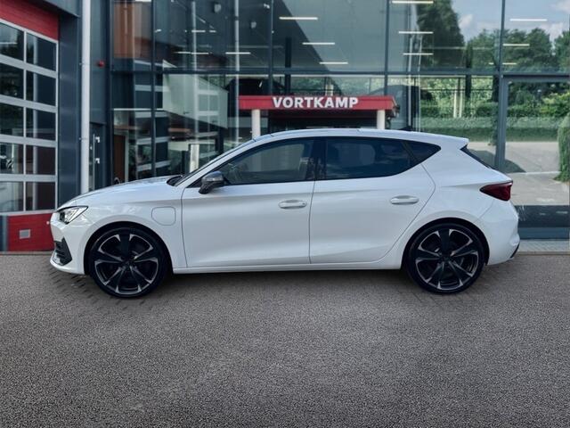 Cupra Leon 1.4 TSI DSG VZ E-HYBRID PANO-DAK/NAVI/ACC/PDC/STOELVERW