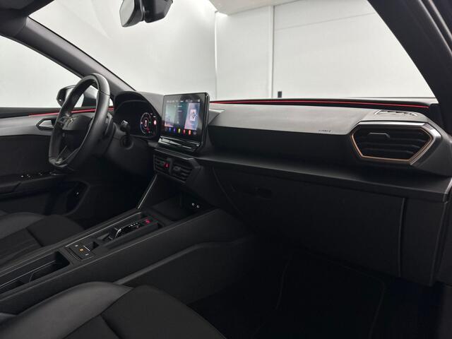 Cupra Leon 1.4 e-Hybrid Copper Edition 245 PK 2E PAASDAG OPEN! | 19'' L.M. Velgen | Stuurverwarming | Stoelverwarming