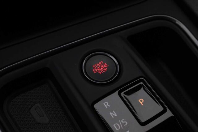 Cupra Leon 1.4 e-Hybrid VZ 245 pk DSG CUPRA Leon 1.4 e-Hybrid VZ 245PK DSG | Adaptief sportonderstel | Navi | Stuurwiel verwarmd | Keyless | Parkeersensoren achter