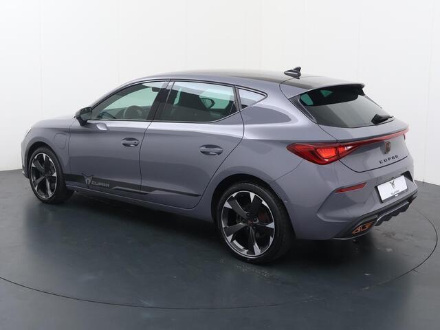 Cupra Leon 1.4 e-Hybrid | 204 PK | Adaptive cruise control | Achteruitrijcamera | Virtual Cockpit |