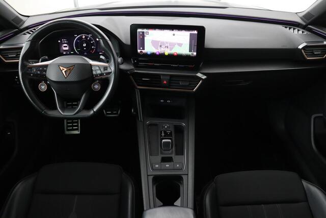 Cupra Leon 1.4 e-Hybrid VZ Performance | Panoramadak | Stoel & stuurverwarming | Carplay | Camera | Adaptive cruise | Keyless | Navigatie