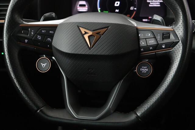 Cupra Leon 1.4 e-Hybrid VZ Performance | Panoramadak | Stoel & stuurverwarming | Carplay | Camera | Adaptive cruise | Keyless | Navigatie