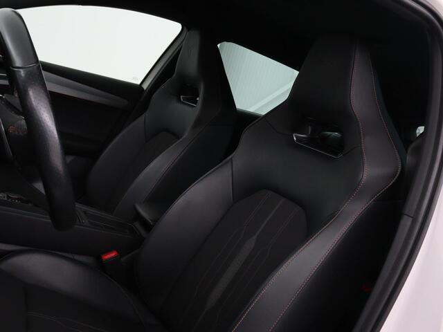 Cupra Leon 1.4 e-Hybrid VZ Business | Camera | Stoel & Stuurverwarming | Adaptive cruise | Carplay | Elektrische achterklep | Trekhaak