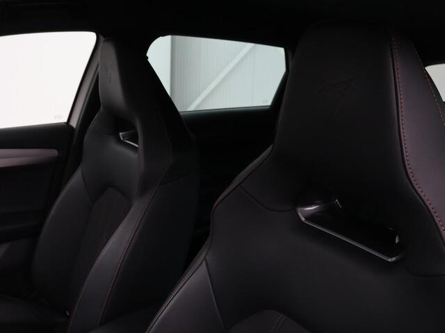 Cupra Leon 1.4 e-Hybrid VZ Business | Camera | Stoel & Stuurverwarming | Adaptive cruise | Carplay | Elektrische achterklep | Trekhaak