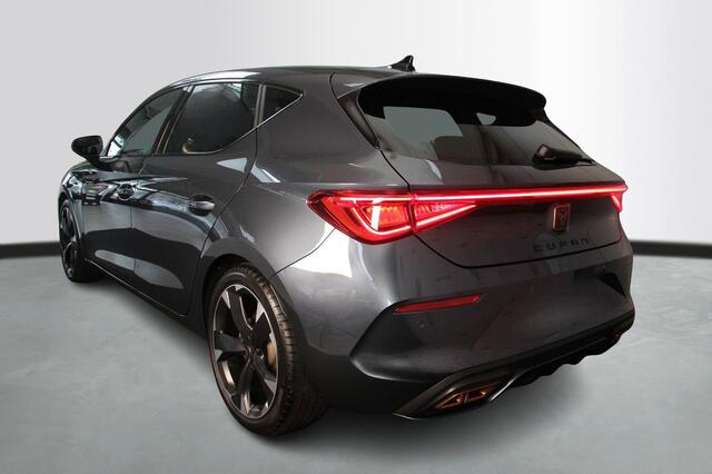 Cupra Leon 1.4 TSI eHybrid 204pk PHEV VZ Adrenaline / Panoramadak / Camera / Navigatie / Wordt Verwacht