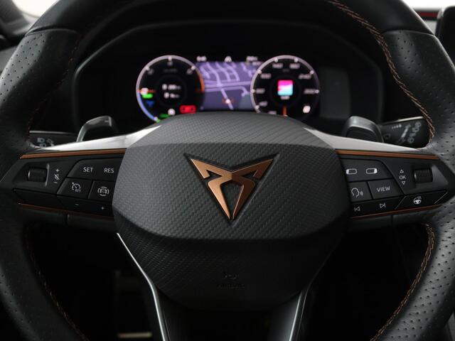 Cupra Leon 1.4 e-Hybrid VZ | 245pk | Stoel & stuurverwarming | Camera | Navigatie | Sfeerverlichting | Keyless | Full LED | PHEV