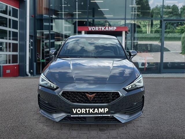 Cupra Leon 1.4 TSI DSG VZ E-HYBRID CAMERA/NAVI/ACC/CARPLAY/STOEL-STUURVERW