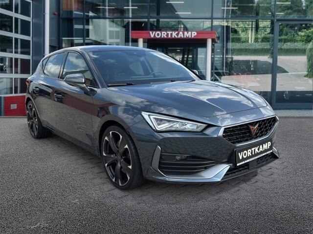 Cupra Leon 1.4 TSI DSG VZ E-HYBRID CAMERA/NAVI/ACC/CARPLAY/STOEL-STUURVERW