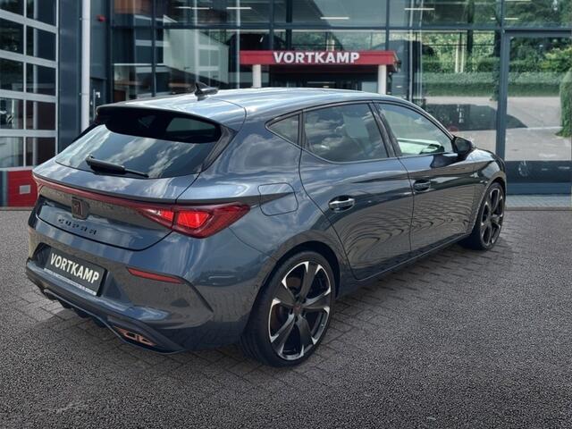 Cupra Leon 1.4 TSI DSG VZ E-HYBRID CAMERA/NAVI/ACC/CARPLAY/STOEL-STUURVERW
