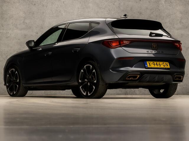 Cupra Leon 1.4 e-Hybrid VZ Adrenaline 245Pk Automaat (APPLE CARPLAY, GROOT NAVI, MEMORY SEATS, KUIPSTOELEN, SFEERVERLICHTING, STUUR/STOELVERWARMING, CAMERA, LEDER, ADAPTIVE CRUISE, KEYLESS, NIEUWSTAAT)