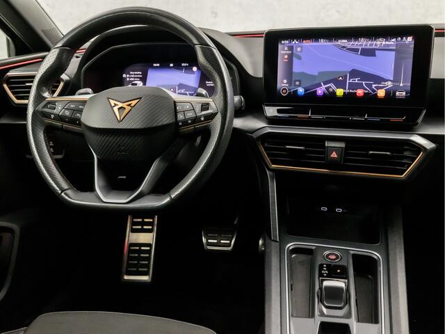 Cupra Leon 1.4 e-Hybrid VZ Adrenaline 245Pk Automaat (APPLE CARPLAY, GROOT NAVI, MEMORY SEATS, KUIPSTOELEN, SFEERVERLICHTING, STUUR/STOELVERWARMING, CAMERA, LEDER, ADAPTIVE CRUISE, KEYLESS, NIEUWSTAAT)