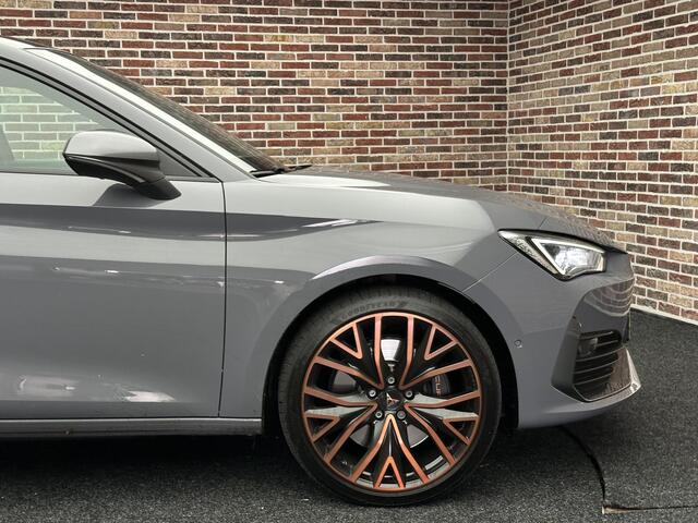 Cupra Leon 1.4 e-Hybrid VZ Copper Edition | Dak| Memory| CarPlay| Leder| BTW auto|