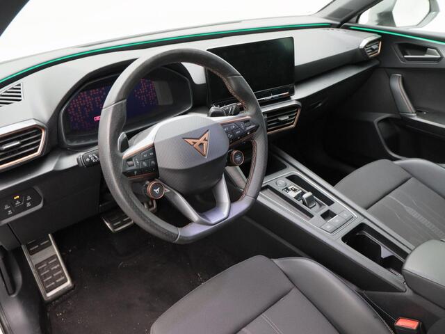 Cupra Leon 1.4 e-Hybrid 245 Pk Automaat VZ Adrenaline | Panoramadak | Adaptive Cruise | Climate Control | Stoelverwarming | Navigatie | Camera | Carplay | 19 inch | 56.510 Km!!