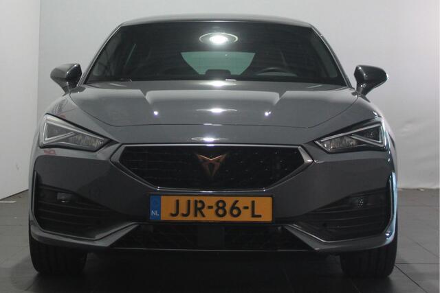 Cupra Leon 1.4 e-Hybrid VZ Adrenaline - Pano / Camera / Carplay