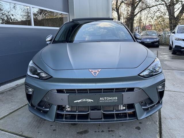 Cupra Leon 1.5 TSI e-Hybrid 272pk DSG VZ Extreme Panoramadak Schaalstoelen Sennheiser matte lak!