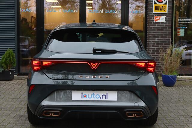 Cupra Leon 1.5 TSI e-Hybrid 272pk VZ Performance Pano/Matrix LED/Keyless/Camera/Elek. stoel+mem/DCC/ACC/19"