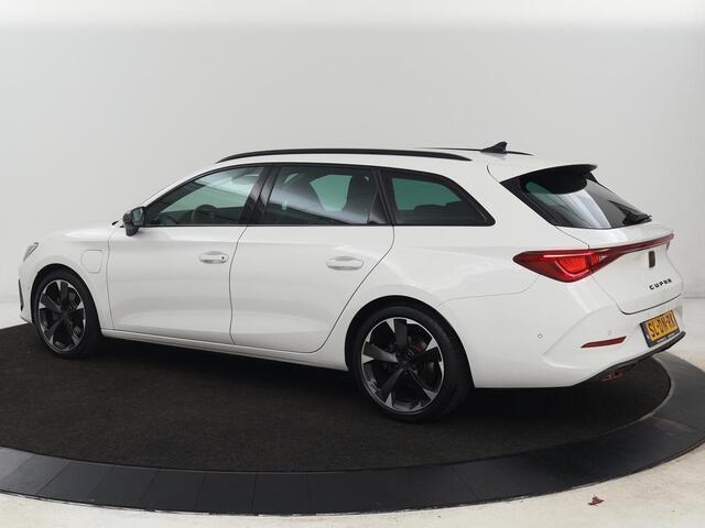 Cupra Leon 1.4 eHybrid | Stoelverwarming | Carplay | Camera | Navigatie | Sfeerverlichting | Stuurverwarming | Keyless | Adaptive cruise | Sportstoelen | Climate control | Park Assist | PHEV | Plug In